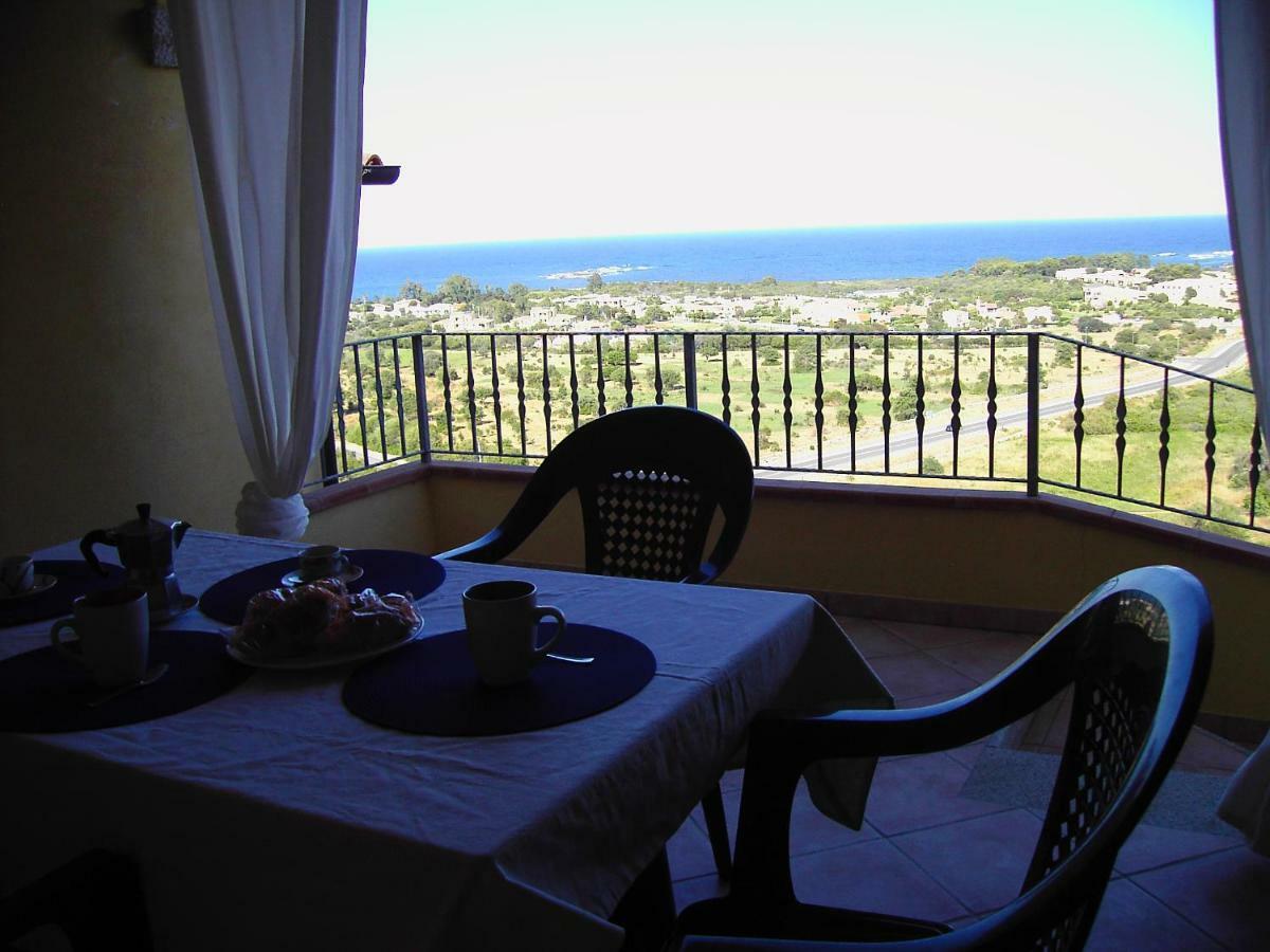 Vista Baia Blu Apartment Budoni Exterior photo